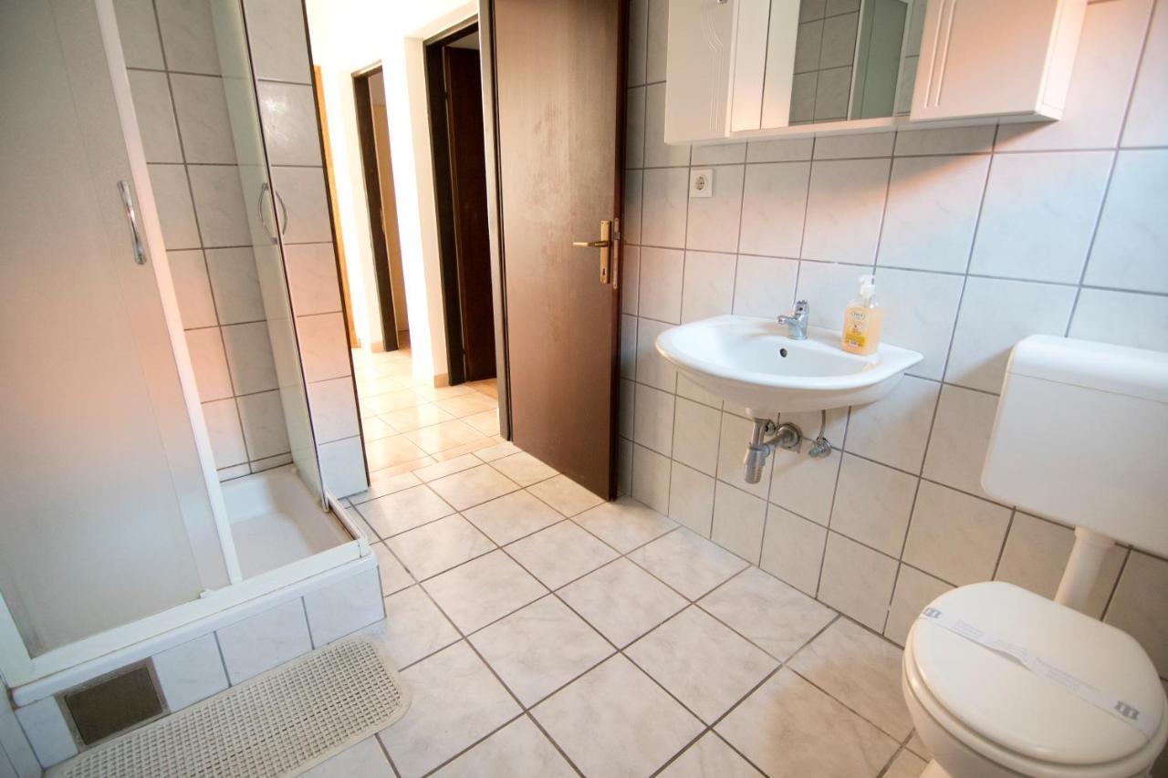 Apartmani Juric Вир Екстериор снимка